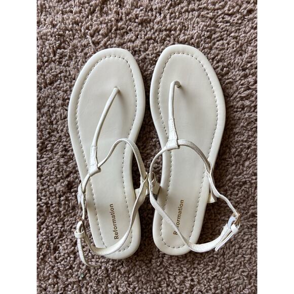 Reformation Ivory Cream Leather T Strap Thong Sandals Adjustable Ankle Strap 6 - Picture 1 of 8